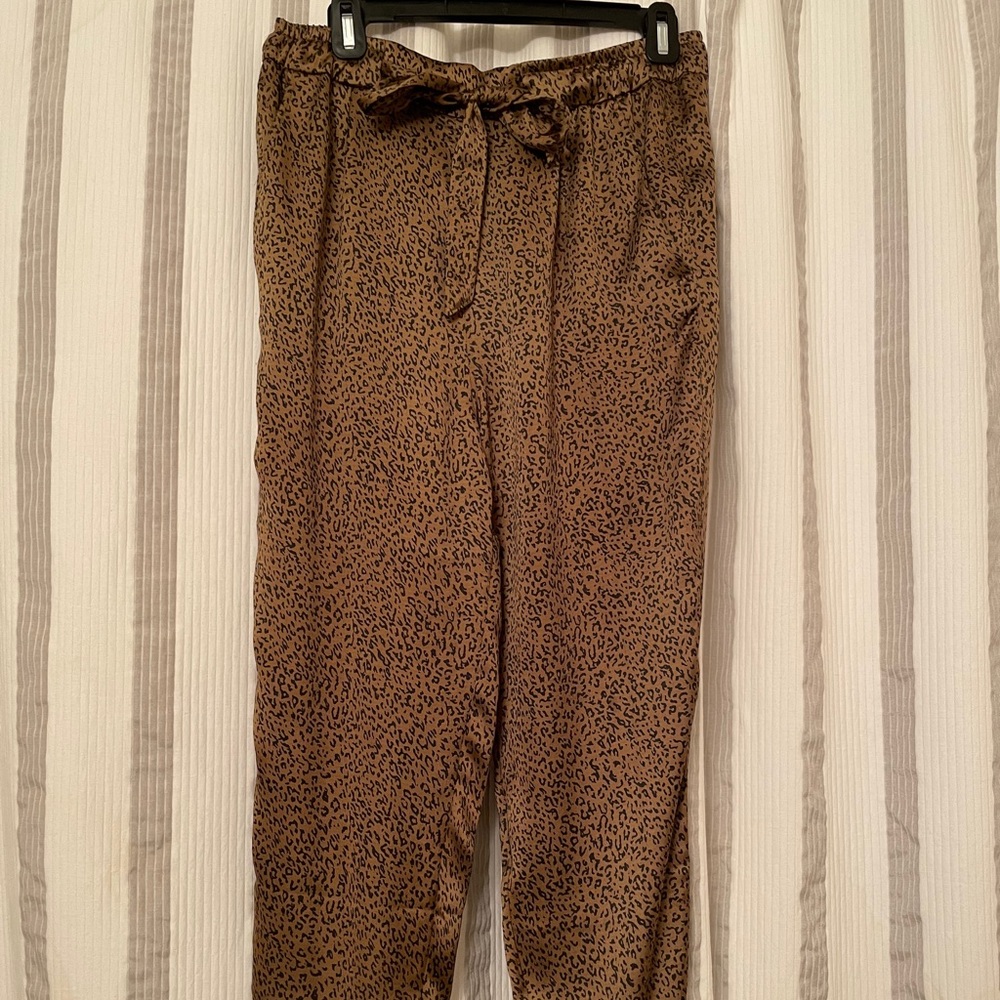 Joie cheetah joggers